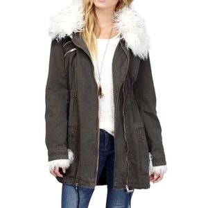 Somedays Lovin’ Be Good Olive Green Canvas & Faux Fur Parka / Utility Jacket M